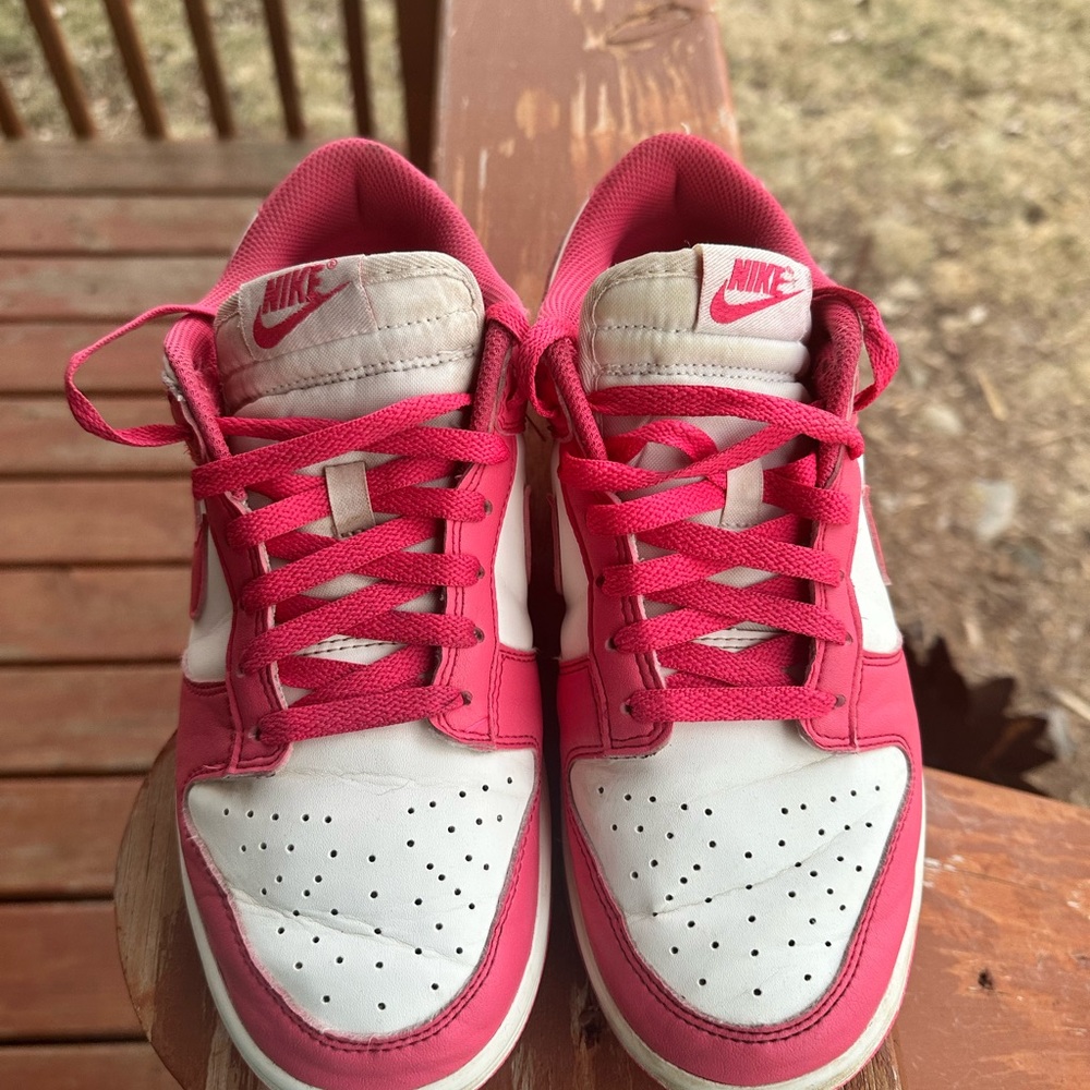 Nike Dunks pink women’s 9 - Picture 2 of 4